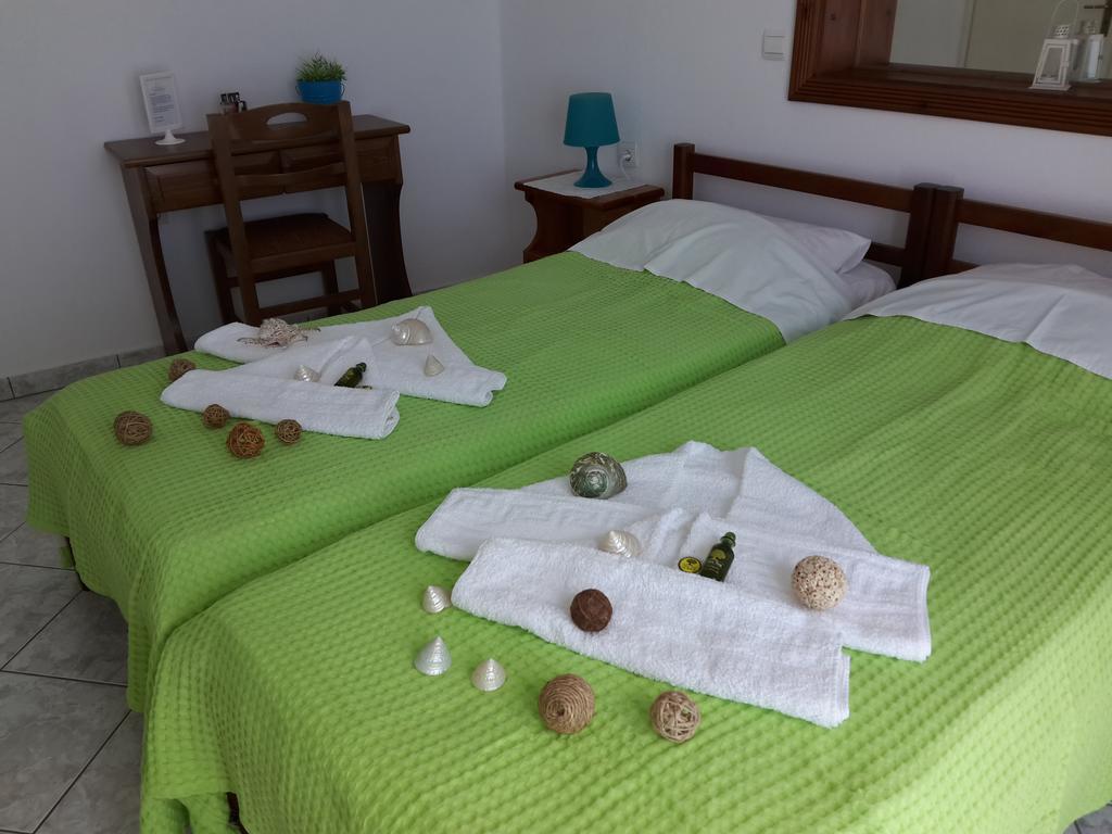 Paros Rooms Dora Exterior foto