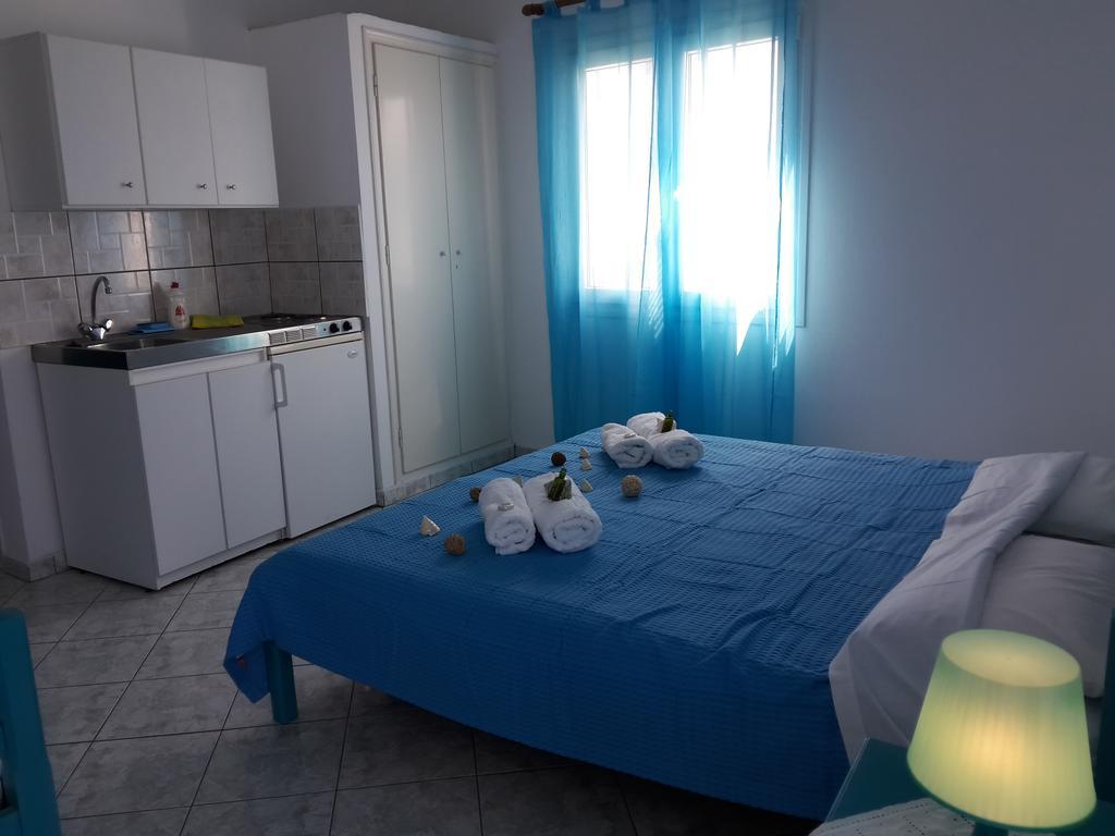 Paros Rooms Dora Exterior foto
